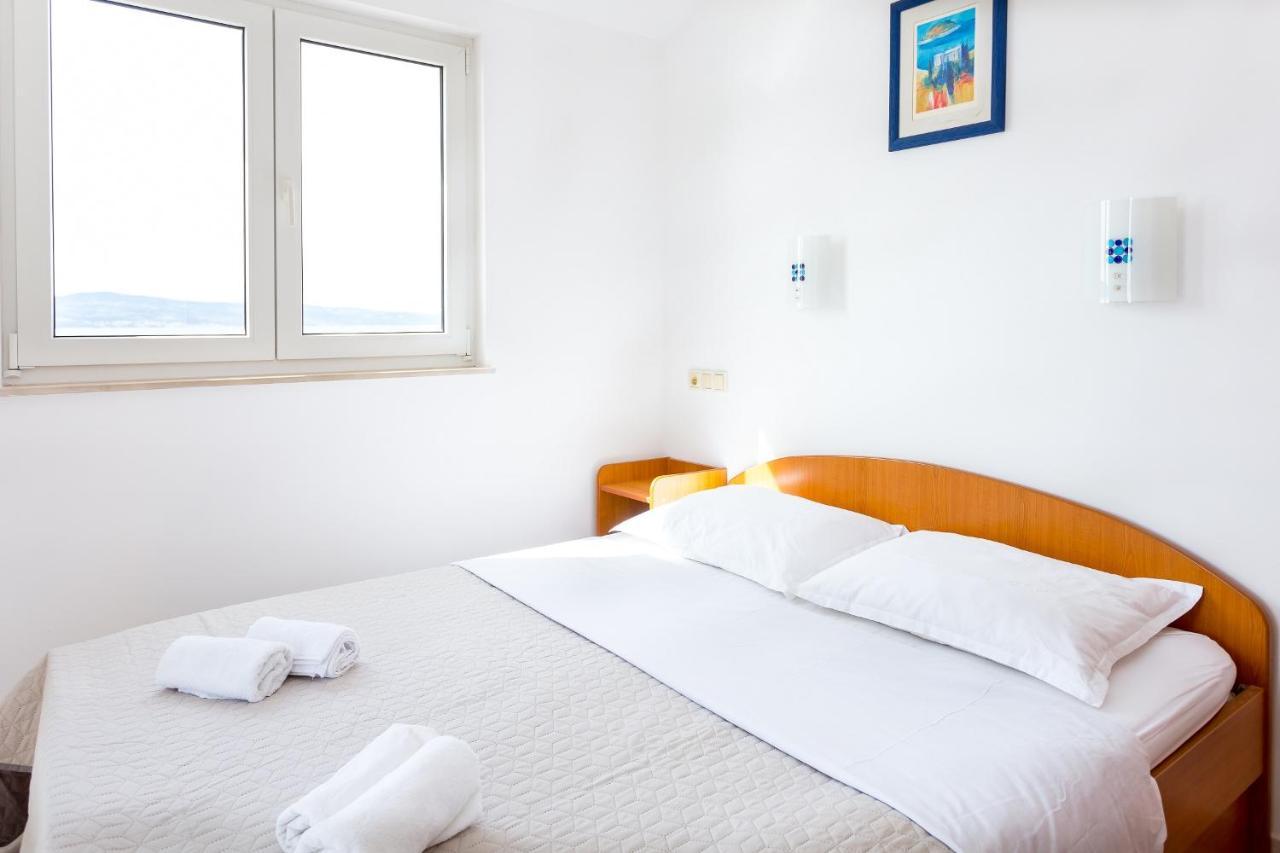 Aga Beach Suites Omiš Extérieur photo