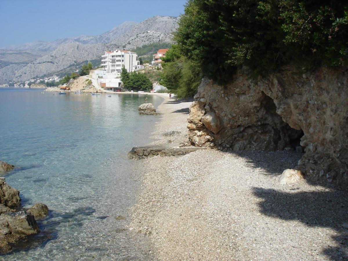 Aga Beach Suites Omiš Extérieur photo